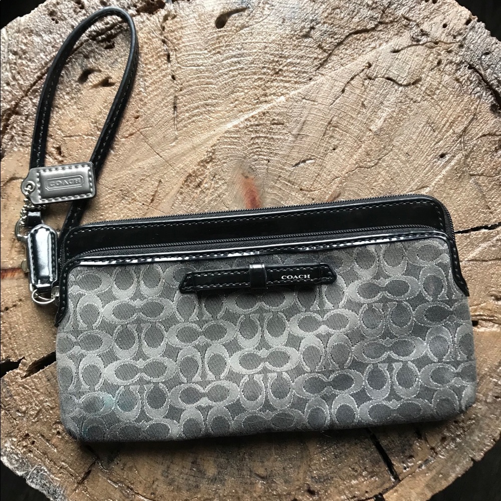 Coach | Wristlet